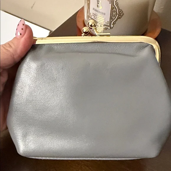 Dooney & Bourke Gray Clutch change purse wallet - Picture 16 of 16